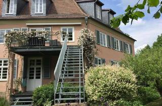 Wohnung kaufen in 34119 West, Historisches Wohnen im Kulturdenkmal - zwei außergewöhnliche Wohnungen mit parkähnlichem Garten