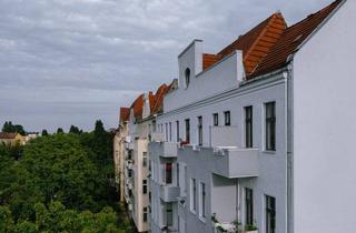 Wohnung kaufen in Osloer Straße 114, 13359 Wedding, Vermietete 2-Zimmerwohnung mit Balkon in modernisiertem Altbau