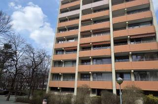 Wohnung kaufen in Gerhart-Hauptmann-Ring, 81737 München, Traumhafte Aussicht, freie 2 Zimmerwohnung in Neuperlach