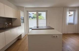 Wohnung kaufen in 70329 Uhlbach, Moderne 3-Zimmer-Wohnung mit Südbalkon in idyllischer Weinlage von Stuttgart-Uhlbach