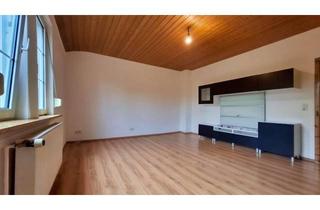 Wohnung kaufen in 61169 Friedberg, Wohnen mit Weitblick, eigenem Garten und 4 ZKB für die ganze Familie in zentraler Lage von Friedber