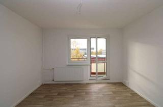 Wohnung mieten in Friedeburger Straße 42, 09599 Freiberg, 5 Räume für eure Wohnträume - WG-geeignet mit Balkon und Badewanne