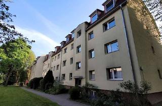 Wohnung mieten in Am Weinberg 15a, 21079 Wilstorf, Dachgeschosswohnung mit Balkon und Badewanne sucht kleine Familie zur Miete