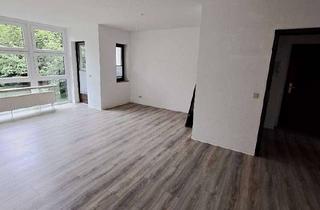 Wohnung mieten in Am Berg, 09232 Hartmannsdorf, *Schnell zugreifen* schöne 3 RaumWE mit Badewanne, Gäste-WC & Balkon