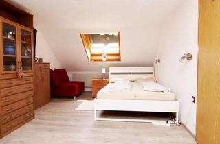 Wohnung mieten in 90574 Roßtal, Roßtal: Freie 2 Zimmer DG-Wohnung in S-Bahn Nähe zu vermieten!