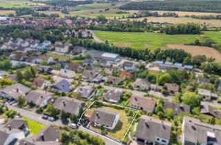 Haus kaufen in 90614 Ammerndorf, Fernblick inklusive – großzügiges Zweifamilienhaus in ruhiger Wohnlage von Ammerndorf