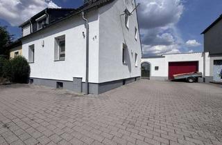 Doppelhaushälfte kaufen in 61197 Florstadt, Doppelhaushälfte mit großzügigem Garten, Doppelgarage uvm. in 61197 Florstadt-Stammheim