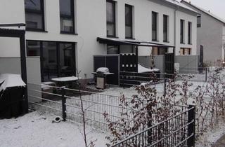 Haus mieten in Franklin-D.-Roosevelt-Straße 50, 68309 Käfertal, Reihenhaus in FRANKLIN mit fünf Zimmern und Einbauküche