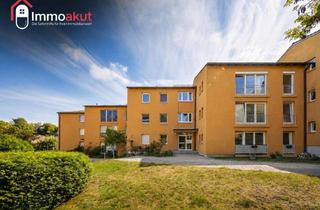 Wohnung kaufen in 85614 Kirchseeon, Sofort bezugsfrei & 2023 saniert – attraktive 3-Zimmer-Wohnung mit Westbalkon und Stellplatz!