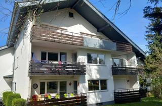 Wohnung kaufen in 76332 Bad Herrenalb, Sehr gepflegte, modernisierte 2 1/2 Zimmer ETW mit Sonnenbalkon und Blick ins Grüne
