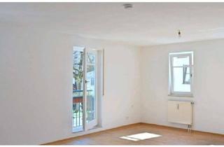 Wohnung kaufen in 72584 Hülben, Attraktive Gelegenheit in Bad Urach - 2 Zimmerwohnung mit TG Stellplatz