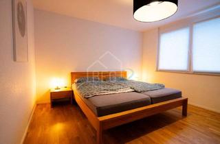 Wohnung kaufen in 74232 Abstatt, Design trifft Wohngefühl: Stilvolle 4-Zimmer-Wohnung mit Balkon & Carport