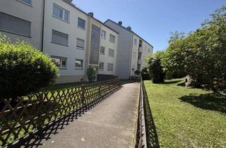 Wohnung kaufen in 70469 Feuerbach, Provisionsfrei Stuttgart Feuerbach leerstehend 2,5-Zimmer DG Wohnung