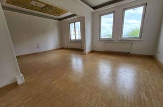 Wohnung kaufen in Flößaustraße 147, 90763 Südstadt, Alltagstaugliche 2,5-Zimmer-Wohnung in Fürth