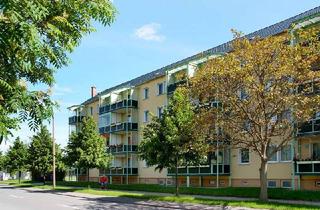 Wohnung mieten in W.-Hellge-Straße 328, 39218 Schönebeck, Sanierte 2-Raum Wohnung mit Balkon