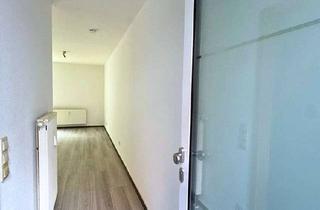 Wohnung mieten in Am Krenzelsberg 100, 66115 Saarbrücken, Renovierte 1-ZKB-Wohnung mit Stellplatz + Kellerraum