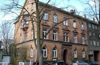 Wohnung mieten in Martin-Luther-Str. 13, 42285 Barmen, Großzügige 4 Zi. DG-Altbauwohnung mit französischem Balkon