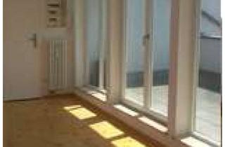 Wohnung mieten in Rudolf-Breitscheid-Str. 157, 14943 Luckenwalde, Attraktive 4-Zimmer Altbauwohnung mit Terrasse im Zentrum von Luckenwalde