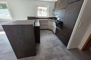 Wohnung mieten in Oberamtstraße 68, 72172 Sulz, Modernes Wohnen in Sulz: 3,5-Zimmer-Wohnung mit Terasse