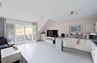 Wohnung mieten in Lampennester Str. 43, 66292 Riegelsberg, Große 3-Zimmer-Wohnung mit BALKON und EBK in ruhiger Wohnlage
