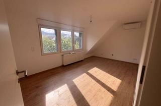 Wohnung mieten in 69493 Hirschberg, Moderne, komplett klimatisierte Dachgeschosswohnung – ca. 69 m² – Hirschberg