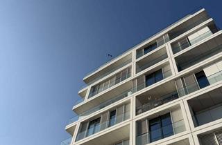 Wohnung mieten in Mühlenstraße 64, 10243 Friedrichshain, Über den Dächern von Berlin