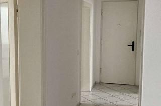Wohnung mieten in Ernst-Moritz-Arndt-Straße 26, 38304 Wolfenbüttel, -- Schöne 4-Zimmer-Wohnung mit Balkon im 3. OG --