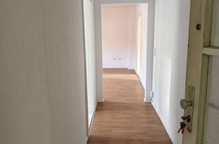 Wohnung mieten in Helmstedter Str. 42, 38364 Schöningen, renovierte 2- Zimmerwohnnung mit Balkon zu vermieten