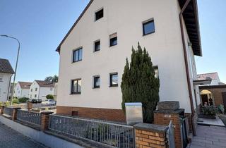 Haus kaufen in Max-Bergmann-Straße 12, 76744 Wörth, Freistehendes Zweifamilienhaus mit ausgebautem Dachgeschoss, Garage und Garten in Wörth am Rhein
