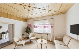 Haus kaufen in 98704 Langewiesen, Viel Platz und vielfältige Nutzungsmöglichkeiten – Reihenmittelhaus mit Nebengebäuden und Scheune