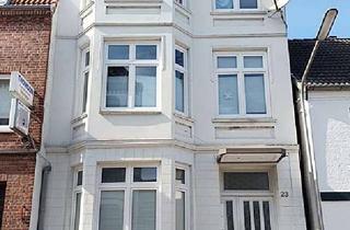 Haus kaufen in 25554 Wilster, Kapitalanleger aufgepasst! Attraktives Dreifamilienhaus im Ortszentrum von Wilster zu verkaufen!