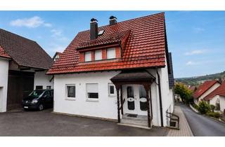 Haus kaufen in 75449 Wurmberg, PROVISIONSFREI: Viel Platz für Generationen - Haus mit Einliegerwohnung & Scheune nahe Porsche