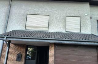 Haus mieten in 50389 Wesseling, Zuhause mit 4 Zimmern in Wesseling