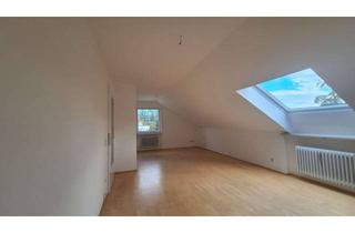 Wohnung kaufen in 82131 Gauting, Schöne helle 1,5 Zimmer DG-Wohnung in ruhiger TOP-Lage
