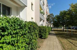 Wohnung mieten in W.-Sonnenberg-Straße, 39218 Schönebeck, 3-Raum Wohnung in zentraler Lage zu vermieten!