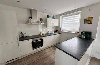 Wohnung mieten in 97318 Kitzingen, Gepflegte 3-Zimmer-Wohnung mit moderner Einbauküche & Stellplatz zu vermieten (MH22 C4)