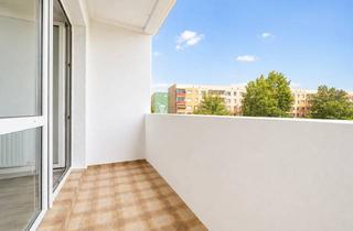 Wohnung mieten in Siedlerstraße 2g, 01640 Coswig, Neu Sanierte 4-RW * 2. OG * moderne EBK * Balkon * Tageslichtbad mit Wanne & WMA * zentral * TOP