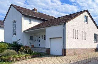 Haus kaufen in 32312 Lübbecke, Großzügiges Wohnhaus mit Südgarten in begehrter Wohnlage