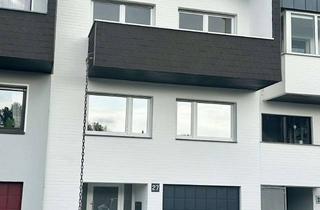 Haus mieten in Landrat Trimborn Str. 27, 42799 Leichlingen, Luxus saniertes Haus (4 Schlafzimmer) in ruhiger Feldrandlage