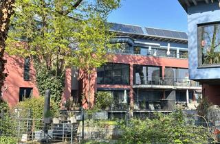 Wohnung kaufen in 83043 Bad Aibling, Kapitalanlage mit Zukunft: Vermietete 3-Zimmer-Wohnung mit Balkon und Doppelstellplatz