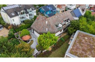 Einfamilienhaus kaufen in 74199 Untergruppenbach, Beeindruckendes Einfamilienhaus mit Einliegerwohnung im Dachgeschoss
