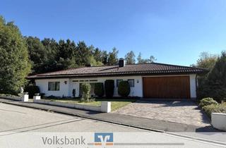 Einfamilienhaus kaufen in 85293 Reichertshausen, Großzügiges Hanghaus mit Charakter, viel Platz und großem Entwicklungspotenzial in Reichertshausen!