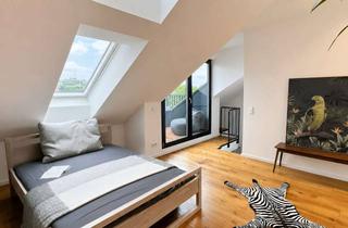 Wohnung kaufen in Sailerstraße 15, 80809 Schwabing-West, SCHWABINGER GERBERHÖFE: Klimatisierte 3-Zimmer-Maisonette mit Dachterrasse & München-Blick