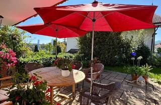 Wohnung kaufen in 83358 Seebruck, Wohnen wie im eigenen Haus – kernsaniertes Bauernhaus mit Garten & Seeblick am Chiemsee