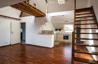 Wohnung kaufen in Oberstraße, 52070 Aachen, Exklusive Dachgeschosswohnung mit Dachterrasse, Empore und Altbaucharme