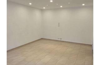 Wohnung kaufen in Ernst-Barlach-Straße 13, 71065 Sindelfingen, Modernisiert & sofort bezugsfrei - 3,5 Zimmer mit Westbalkon nahe Breuningerland