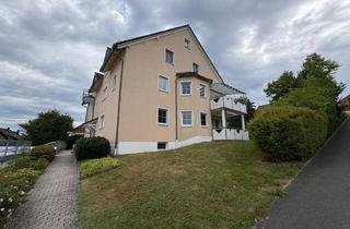 Wohnung mieten in 92676 Eschenbach, Traumhafter Blick! 3-Zimmer-Wohnung auf zwei Ebenen