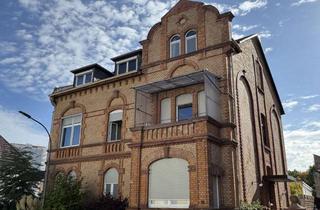 Wohnung mieten in Alfred-Delp-Straße 16, 63450 Hanau, WG-Neugründung im denkmalgeschützten Altbau: 4 gleich große Zimmer nahe Innenstadt & Hbf Hanau