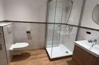 Wohnung mieten in Hauptstraße 27, 89367 Waldstetten, Zuhause mit zwei hellen Zimmern und Balkon in Waldstetten