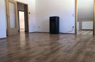 Wohnung mieten in Hukensiel 15, 59602 Rüthen, 90 m² DG-Wohnung in Rüthen – frisch renoviert, ab sofort frei